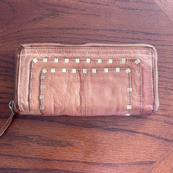 free people cognac leather wallet‎ - Picture 1 of 7